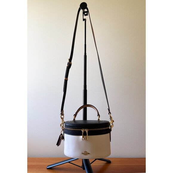 Coach x Selena Gomez Trail Bag - Picture 13 of 16